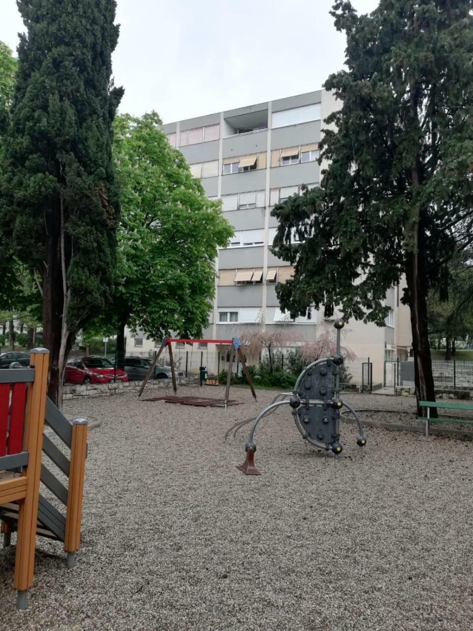Apartmani Maras สปลิท ภายนอก รูปภาพ